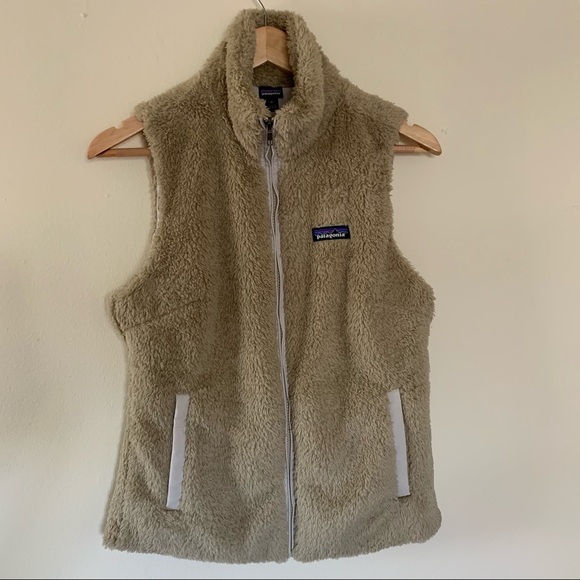Patagonia Jackets & Blazers - Patagonia Fuzzy Teddy Fleece Vest Tan Women’s Medium M